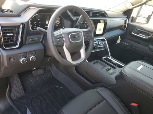 New 2026 GMC Sierra 3500 Denali w/ Denali Reserve Package image 6