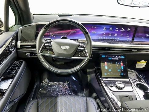 New 2026 Cadillac Escalade IQL Sport 1 w/ LPO, ONYX Package image 12