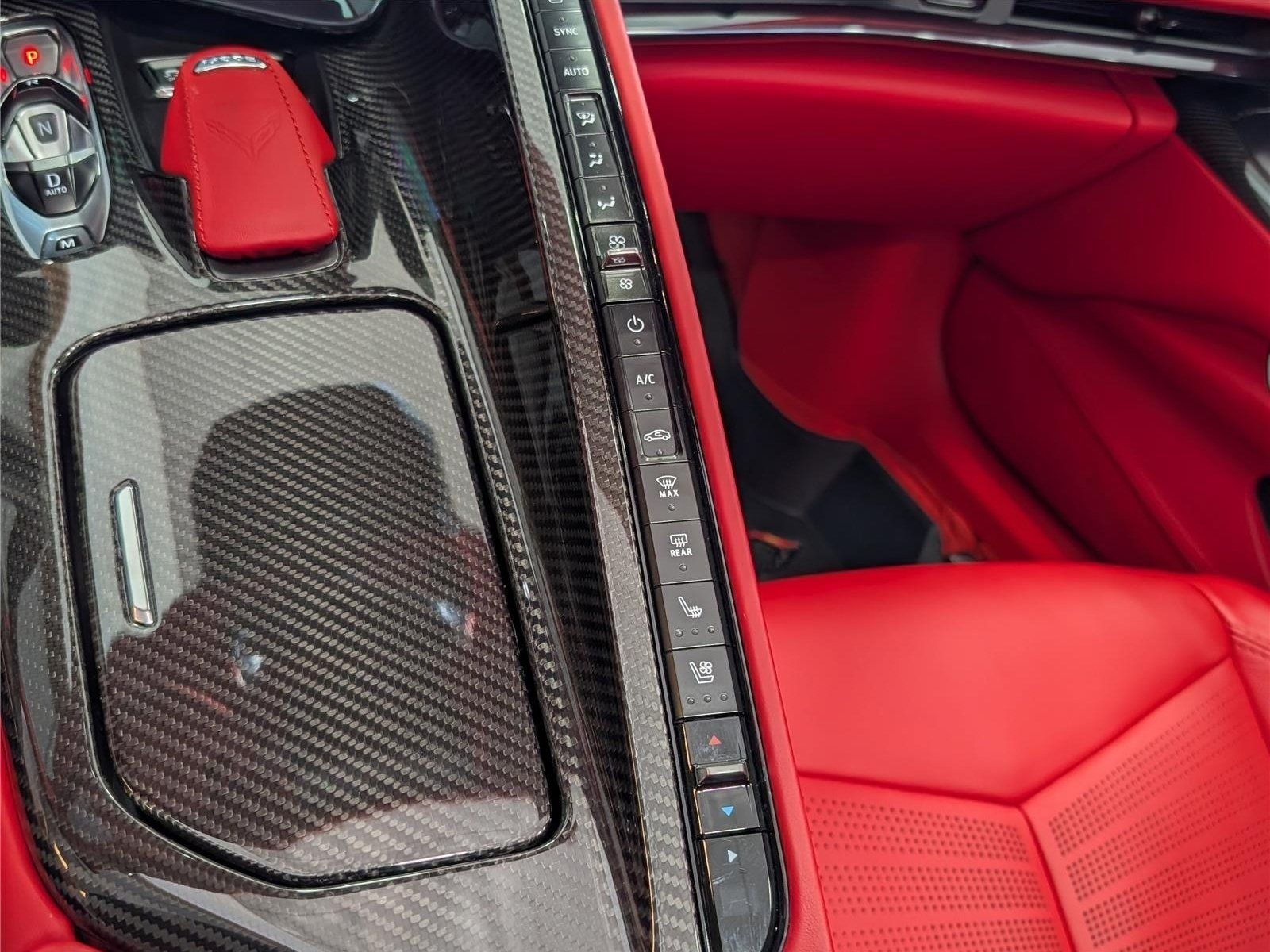 Used 2024 Chevrolet Corvette Z06 w/ Z07 Performance Package RWD image 25