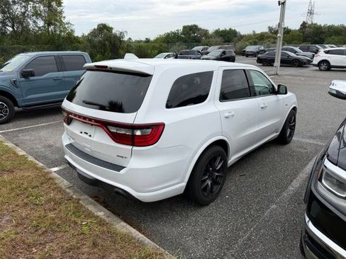 Used 2018 Dodge Durango SRT w/ Technology Group AWD/4WD image 3