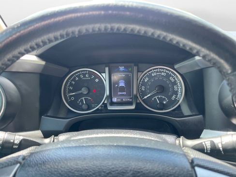 Certified 2023 Toyota Tacoma SR5 AWD/4WD image 14