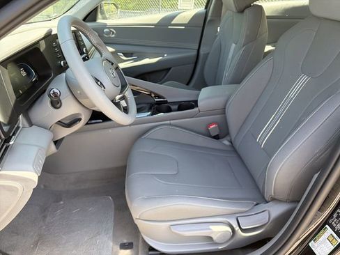 New 2026 Hyundai Elantra SEL Sport Premium FWD image 10
