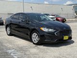 Used 2019 Ford Fusion S image 2