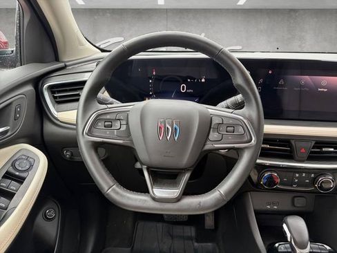 Certified 2025 Buick Encore GX Sport Touring image 21