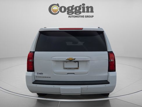 Used 2019 Chevrolet Suburban LT image 5