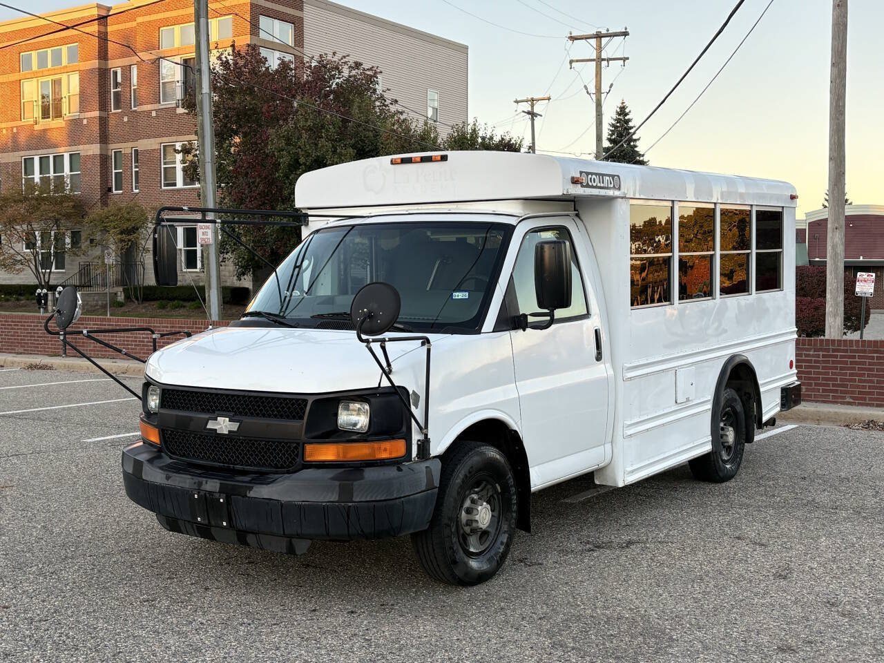 Used 2007 Chevrolet Express 3500 w/ School Bus Package RWD image 3