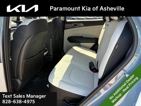 New 2026 Kia Sportage EX AWD/4WD image 23