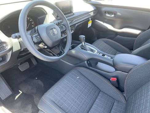 New 2025 Honda HR-V Sport image 10