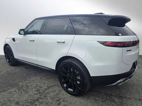 New 2026 Land Rover Range Rover Sport SE AWD/4WD image 3