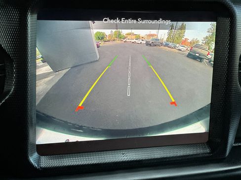 Used 2020 Jeep Wrangler Unlimited Sahara image 20