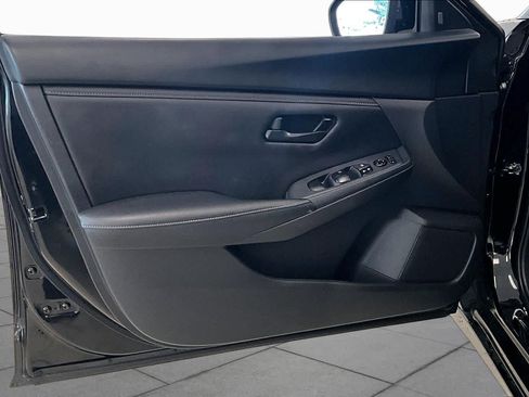 Used 2024 Nissan Sentra S FWD image 19