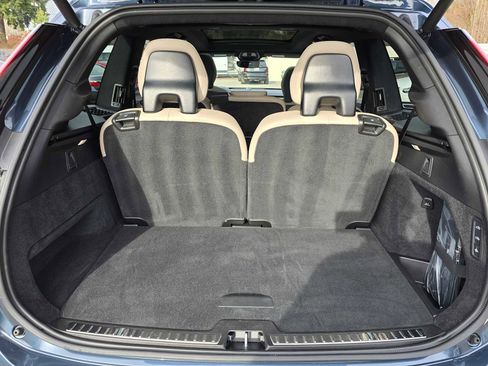 Certified 2025 Volvo XC90 T8 Ultra image 14