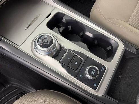 Certified 2022 Ford Explorer Base image 22