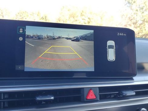 Certified 2025 Kia Sorento S w/ Panoramic Sunroof Package FWD image 21