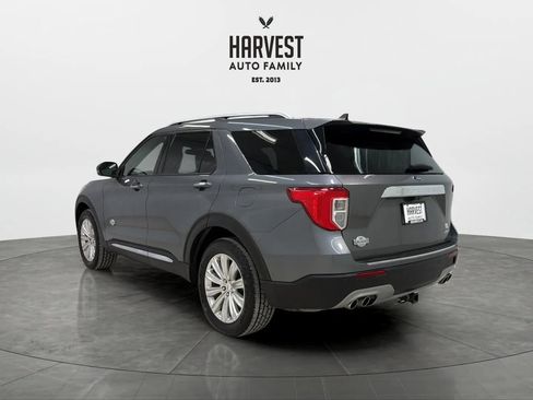 Used 2022 Ford Explorer King Ranch w/ Premium Technology Package image 4