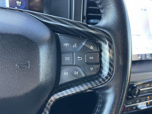 Used 2023 Ford Bronco Wildtrak image 14