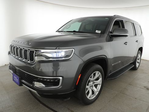 Used 2022 Jeep Wagoneer Series II AWD/4WD image 1