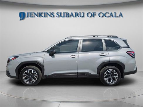 Used 2025 Subaru Forester Premium w/ Convenience Package #1 image 6