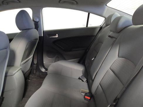 Used 2018 Kia Forte LX w/ LX Popular Package FWD image 18