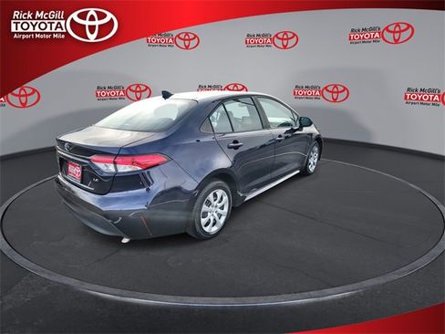 Used 2024 Toyota Corolla LE image 8