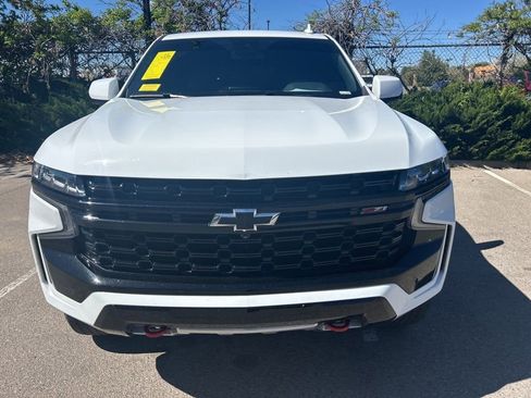 Used 2024 Chevrolet Tahoe Z71 w/ Luxury Package AWD/4WD image 2