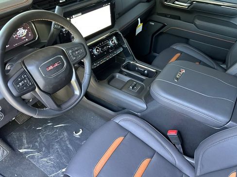 New 2026 GMC Sierra 2500 AT4 w/ AT4 Premium Plus Package AWD/4WD image 10