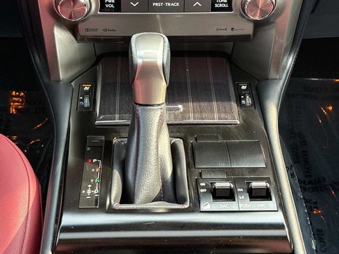 Used 2021 Lexus GX 460 Premium w/ Premium Package AWD/4WD image 17