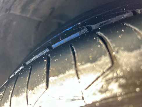 Used 2017 Ford Mustang Coupe image 10