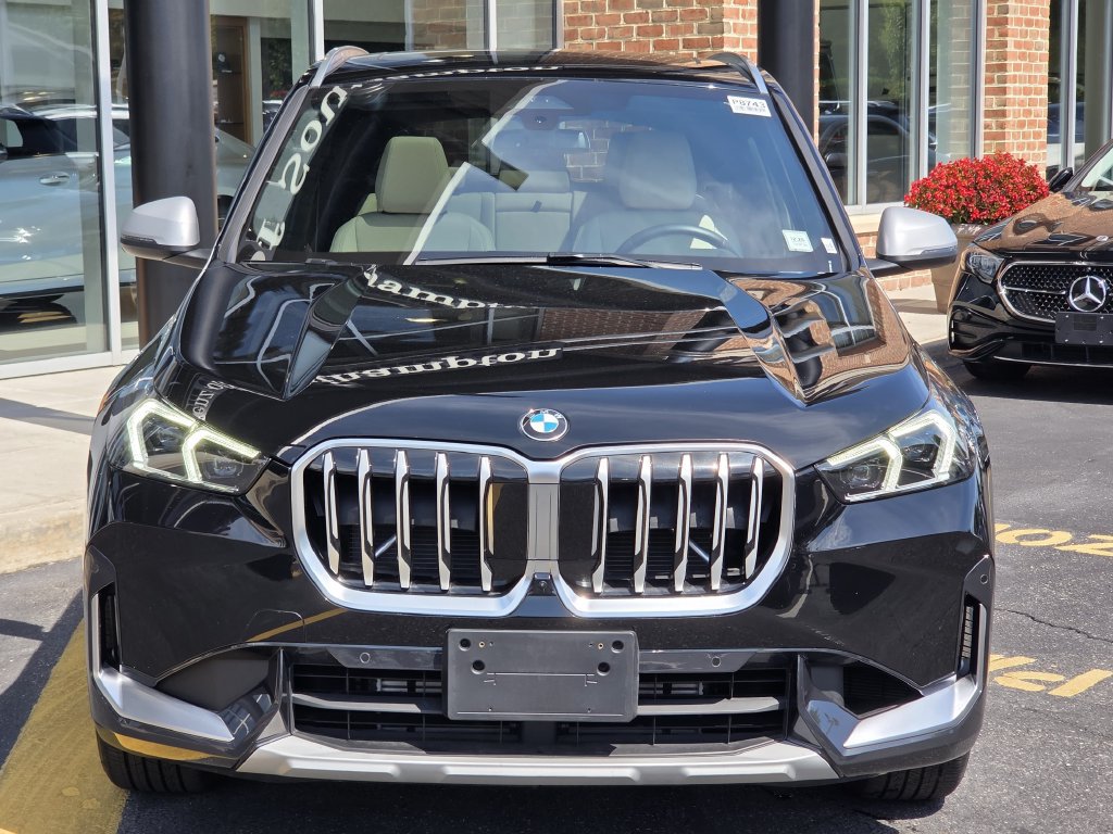 Used 2023 BMW X1 xDrive28i w/ Premium Package AWD/4WD image 5
