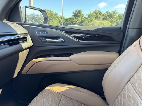 Certified 2024 Cadillac Escalade ESV Sport w/ LPO, ONYX Package AWD/4WD image 24