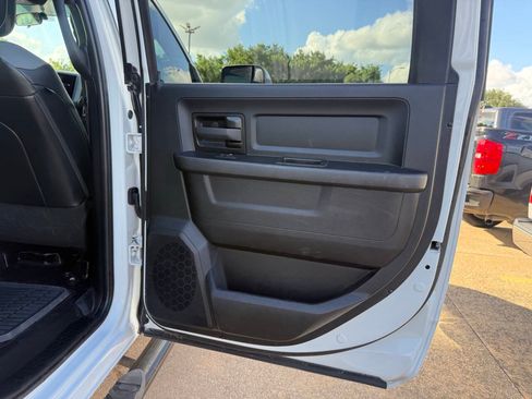 Used 2022 RAM 2500 Tradesman AWD/4WD image 16