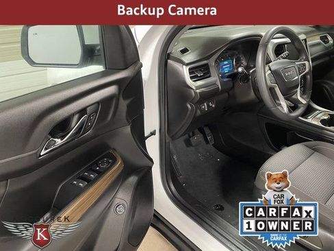 Used 2023 GMC Acadia SLE w/ Driver Convenience Package image 11