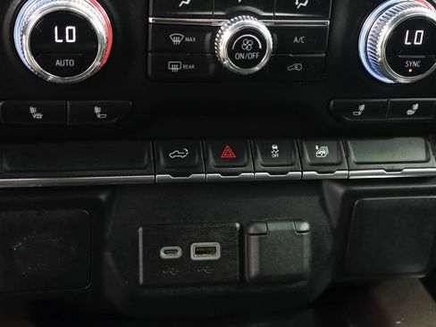Used 2022 GMC Sierra 1500 Elevation AWD/4WD image 43