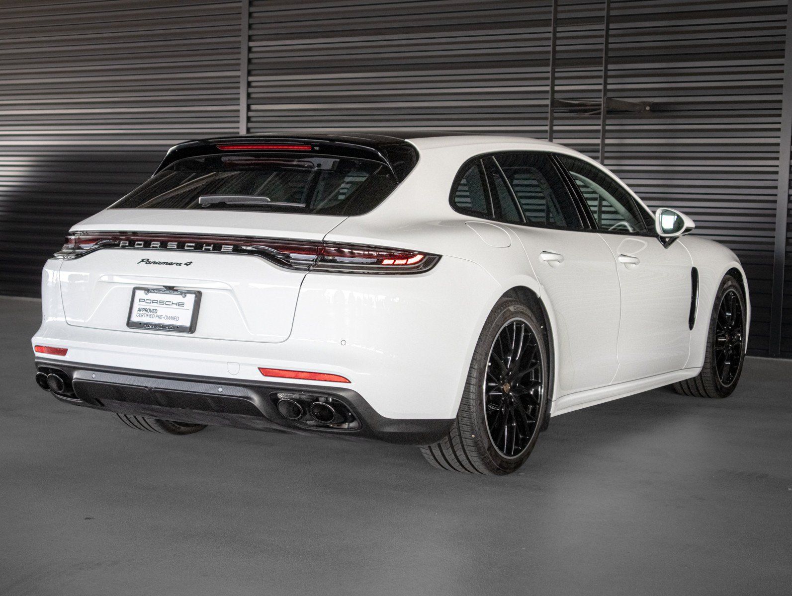 Certified 2023 Porsche Panamera 4 w/ Premium Package AWD/4WD image 10
