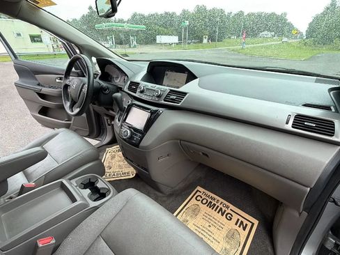 Used 2016 Honda Odyssey EX-L image 53