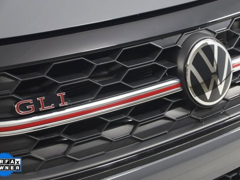 Used 2024 Volkswagen Jetta GLI Autobahn image 16