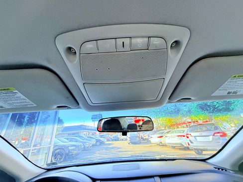 Used 2017 Nissan Altima 2.5 SR w/ Midnight Edition Package image 21