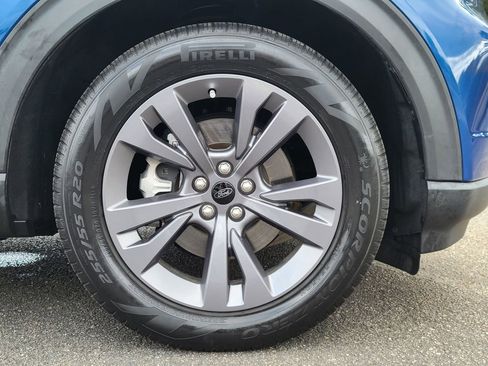 Certified 2023 Ford Explorer XLT w/ Equipment Group 202A image 11