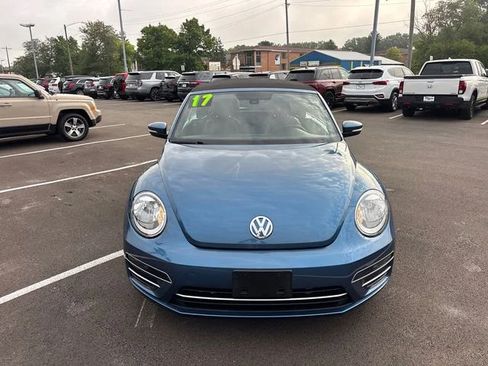 Used 2017 Volkswagen Beetle 1.8T SE FWD image 5