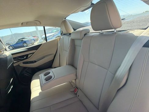 Certified 2025 Subaru Legacy Limited AWD/4WD image 38
