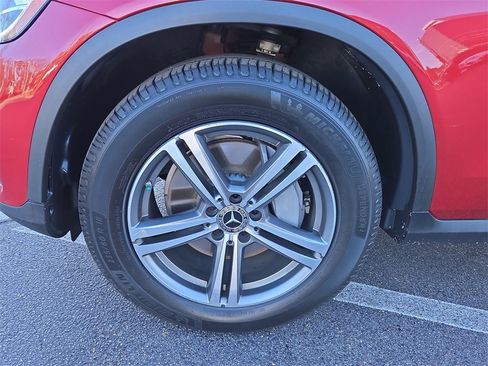 Certified 2020 Mercedes-Benz GLC 300 GLC 300 image 9