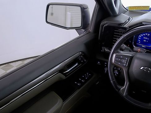 Used 2022 Chevrolet Silverado 1500 ZR2 image 18