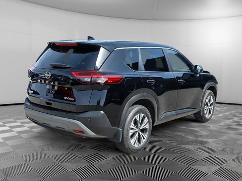 Used 2023 Nissan Rogue SV image 7