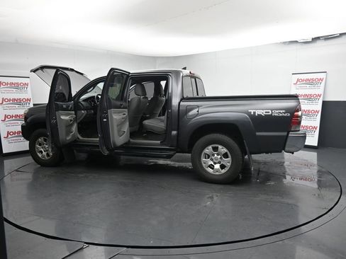 Used 2015 Toyota Tacoma 4x4 Double Cab image 15