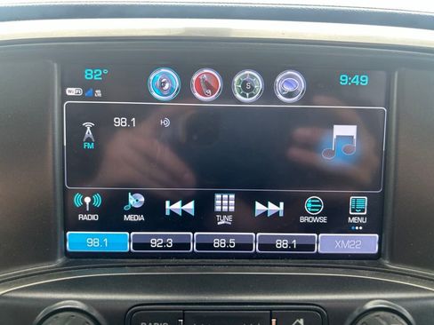 Used 2018 Chevrolet Silverado 1500 LTZ Z71 w/ LTZ Plus Package AWD/4WD image 29