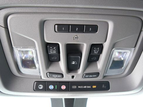 Used 2020 Chevrolet Silverado 2500 LTZ w/ LTZ Plus Package image 24