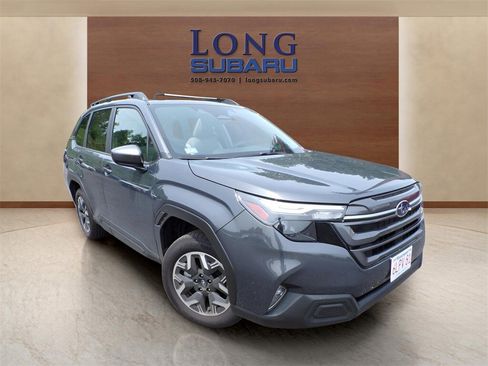 Certified 2025 Subaru Forester Premium image 5