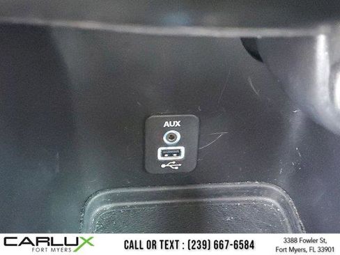 Used 2020 Dodge Journey SE w/ SE Popular Equipment Group image 29