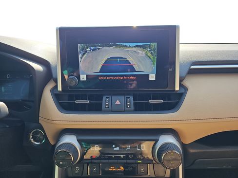 Used 2024 Toyota RAV4 XLE Premium w/ Weather Package AWD/4WD image 20