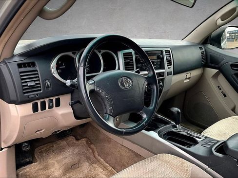 Used 2005 Toyota 4Runner SR5 image 14